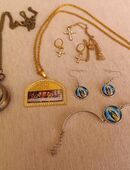 SCHMUCK ,VERKAUF WIE ABGEBILDET s. FOTOS in 02625