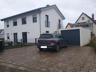 Moderne EFH mit EBK, Garten und Garage - Dormitz