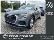 Audi Q3, 7.0 Hybrid 45 500 Euro, Jahr 2021 - Erftstadt