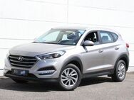 Hyundai Tucson 1.6 Classic 2WD Navi Sitzh. 17" Alu RFK - Stutensee