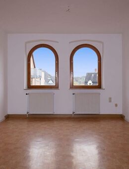 Große Wohnung mit Einbauküche und Gartennutzung - Greiz