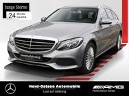 Mercedes E 300, de Avantgarde Media, Jahr 2022 - Heide