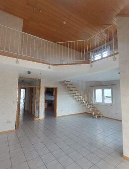 Trier-Zewen: Attraktive Galeriewohnung mit außergewöhnlichem Raumgefühl - effiziente Heizanlage - Trier