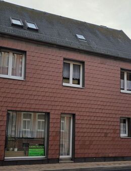 Einfamilienhaus mit Ladengeschäft - Saalfeld (Saale)