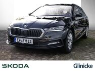 Skoda Octavia, 2.0 TDI Combi Ambition, Jahr 2024 - Erfurt