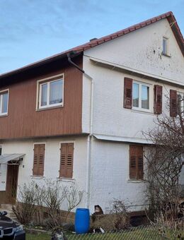 Perfekt für Heimwerker - Einfamilienhaus mit großem Anbau - und Garten mit Baufenster - Straubenhardt