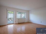 gepflegte 3 Raum Wohnung mit riesiger Terrasse + Wanne + Dusche + Stellplatz in Burkhardtsdorf - Burkhardtsdorf
