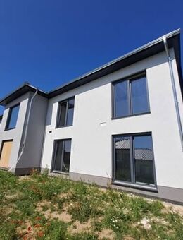 Willkommen in Ihrem neuen Zuhause im charmanten Stadtteil Neuschmerzke! - Brandenburg (Havel)