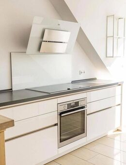 Provisionsfrei: Lichtdurchflutete Maisonette Wohnung - Hamburg
