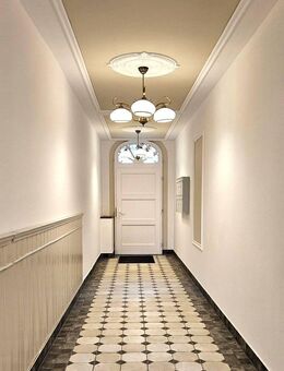 Klassisch und stilvoll - 3-Zimmer Wohnung mit Balkon+Stellplatz in der Altstadt von Mühlhausen/Thüringen - Mühlhausen (Thüringen)