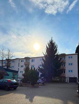 Großzügige 2,5 Zimmer Wohnung in Freiburg - St. Georgen ! - Freiburg (Breisgau)
