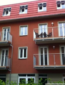 Hochwertig sanierte Zweiraumwohnung im Damenviertel mit Balkon und Dachgeschoss - Jena