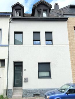 Umfangreich saniertes u. modernes Reihenmittelhaus mit großem Garten in Düren-Birkesdorf - Düren