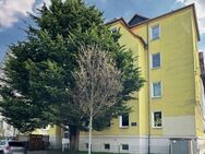 LUKRATIVE INVESTITION IM NORDWESTEN DER STADT // Dachgeschosswohnung mit 3 Zimmern & Tageslichtbad - Leipzig