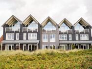 Strandhaus mit unverbaubarem Meerblick + eigenem GB-Blatt - List