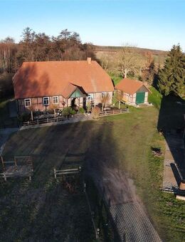 Traumhaftes Anwesen mit zahlreichen Nebengebäuden - Fast in Alleinlage - Finkenthal