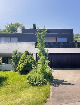 Einfamilienhaus auf attraktivem Grundstück in malerischer Aussichtslage - Pfullingen