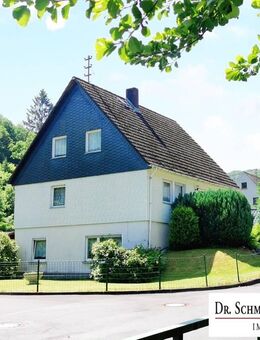 Wohnen in ruhiger Lage! Ihr neues Zuhause mit Garten und Garage in 57520 Schutzbach! - Schutzbach