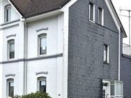 1-Fam. Haus mit Einliegerwohnung und Garagenhof - Remscheid