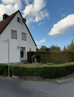 Bezahlbares Schmuckstück auf großem (teilbaren) Grundstück - Hamm