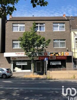 Mehrfamilienhaus in Bochum mit Geschäftsräumlichkeiten - Bochum