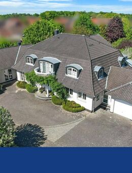 Villa mit Schwimmbad und parkähnlichem Garten in Feldrandlage - Weyhe