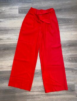 Rote Hose - Hanau (Brüder-Grimm-Stadt)