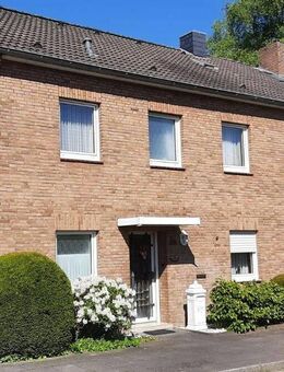 1a Lage: 2 Generationenhaus oder großzügiges EFH mit Garage (Sackgasse) - Krefeld