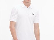 Calvin Klein Poloshirt mit Calvin Klein Logo auf der Brust