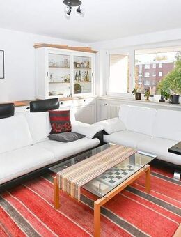 Hildesheim - Ochtersum: Helle 4-Zimmerwohnung mit zwei Balkonen und Garage! - Hildesheim