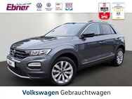 VW T-Roc, 2.0 TDI IQ DRIVE 17-ZOLL 5, Jahr 2019 - Albbruck