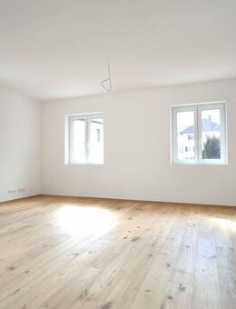 Großzügige Erdgeschosswohnung mit hochwertiger Ausstattung und großer Terrasse - Albstadt