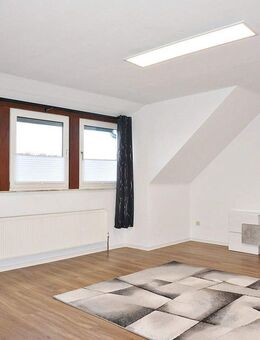 DACHSTUDIOWOHNUNG IN ZENTRALER LAGE IN HÖSBACH - PERFEKTE SINGLEWOHNUNG! - Hösbach