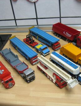 Siku 1:50 LKW 1:55 Mercedes Unimog MAN Feuerwehr Magirus Autotransporter Siku V alt Spielzeugauto - Viersen
