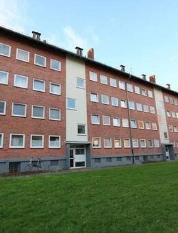 2-Zimmer Wohnung in ruhiger Lage von Gaarden - frisch saniert - - Kiel