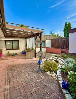 Atrium-Bungalow in ruhiger Lage von Nürnberg - Nürnberg