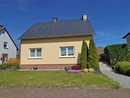 Ihr neues Zuhause: Gepflegtes Einfamilienhaus mit Potenzial in ruhiger Lage von Thomm - Thomm