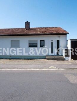 Wertbeständige Immobilie mit herrlichem Ausblick übers Maintal - Schonungen