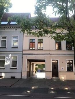 Helle 2 Zi EG Wohnung. in begehrter Wohnlage gegenüber Stadtpark - Zerbst (Anhalt)