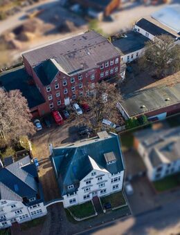 Möglicher Faktor 12,06! - Attraktives Grundstück in Itzehoe Sude mit Wohneinheiten + teils Gewerbe - Itzehoe
