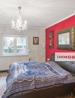 IMMOBERLIN.DE - Sehr attraktiver Bungalow mit Sonnengarten für das Wohlgefühl in ländlicher Lage - Falkensee