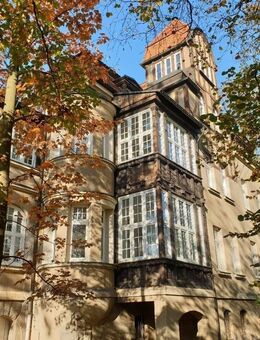 Erfüllung Ihres Wohntraums in beliebter Villagegend! Balkon, Bad mit Fenster und Wanne, großer Garten - Aue