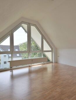 Idyllische 2,5-Raum-Wohnung in Burgstädt: Ihr perfektes Zuhause in ruhiger + grüner Lage - Burgstädt