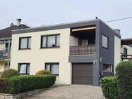 sehr gepflegtes Einfamilienhaus mit schönem Garten in zentraler und ruhiger Lage - Birlenbach