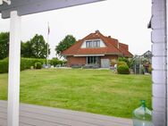 Elegantes Landhaus - Haus an Haus gebaut - Traumgrundstück mit Feldblick - Rellingen