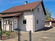 Provisionsfrei - Charmantes Renovierungsobjekt: Einfamilienhaus mit Potenzial - Pocking