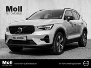 Volvo XC40, Plus Dark B4 EU6d digitales Sitze HarmanKardon, Jahr 2023 - Aachen