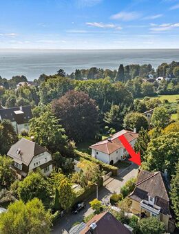 Idyllisches Stadthaus mit großem Garten und Ausbaupotential - Friedrichshafen