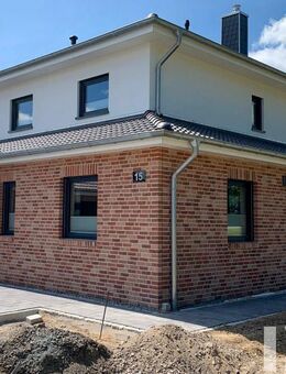 Aumühle: Komfortabler Neubau auf herrlichem Süd-Grundstück - Aumühle