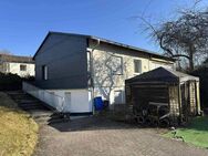 /Großzügiges Einfamilienhaus mit Einliegerwohnung - Viel Platz für Ihre Wohnträume! - Meschede (Kreis- und Hochschulstadt)